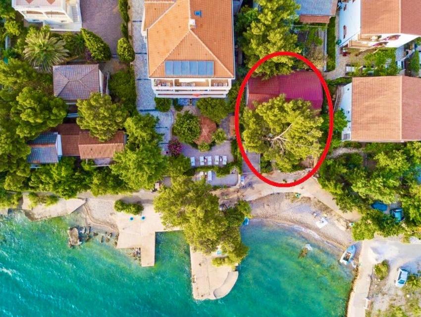 Beach House สตารีกราด-ปาเคลนีซา ภายนอก รูปภาพ